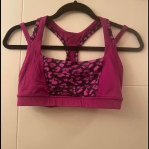 Lululemon sports bra (size 8) medium support